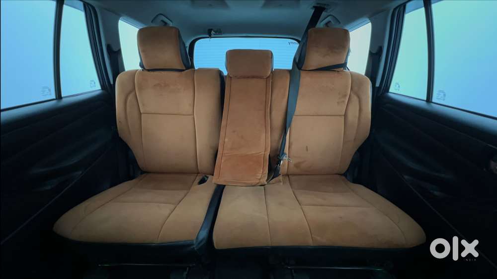 Toyota Innova Crysta 2.4 G Plus Mt 8 Str, 2019, Diesel