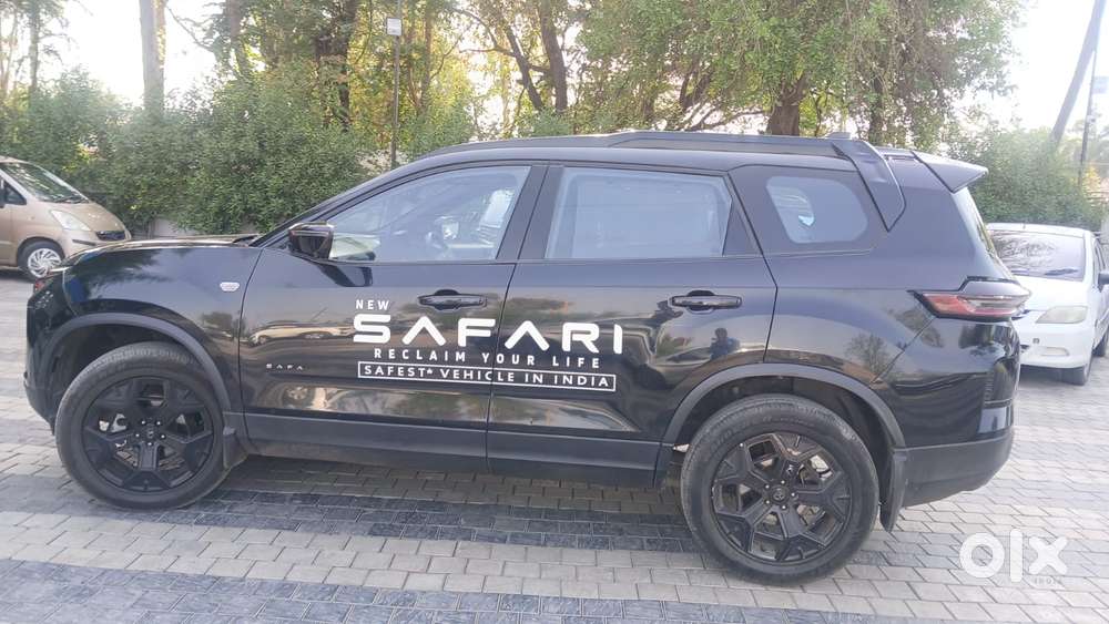 Tata Safari Accomplished X Plus 7 Str Dark Edition At, 2023, Diesel