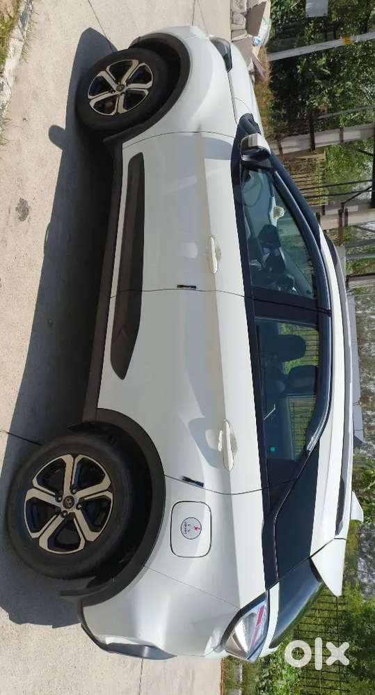 Tata Nexon 2022 Diesel Automatic Well Maintained