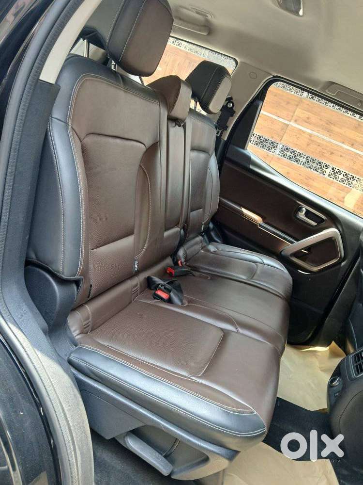 Mahindra Scorpio-n 2.0 Z8 L Petrol At 7 Str, 2022, Petrol