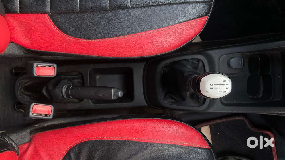 Renault Kwid 1.0 Rxt 02 Anniversary Edition, 2017, Petrol