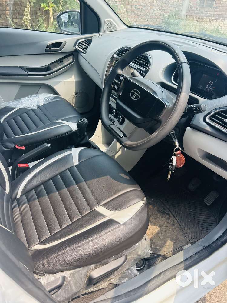 Tata Tiago 1.2 Revotron Xt (o), 2025, Petrol