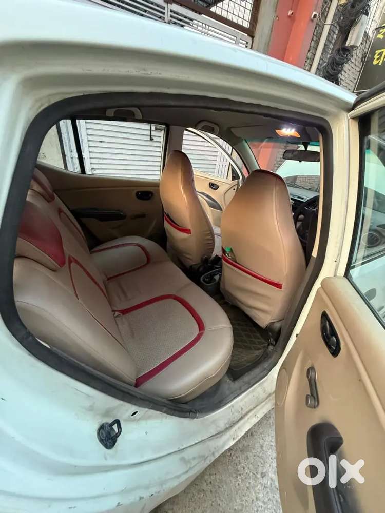 Hyundai I10 Era 2013 Hybrid Manual Car Cng