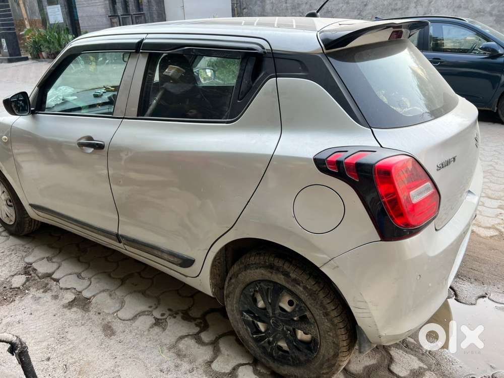 Maruti Suzuki Swift Lxi Petrol