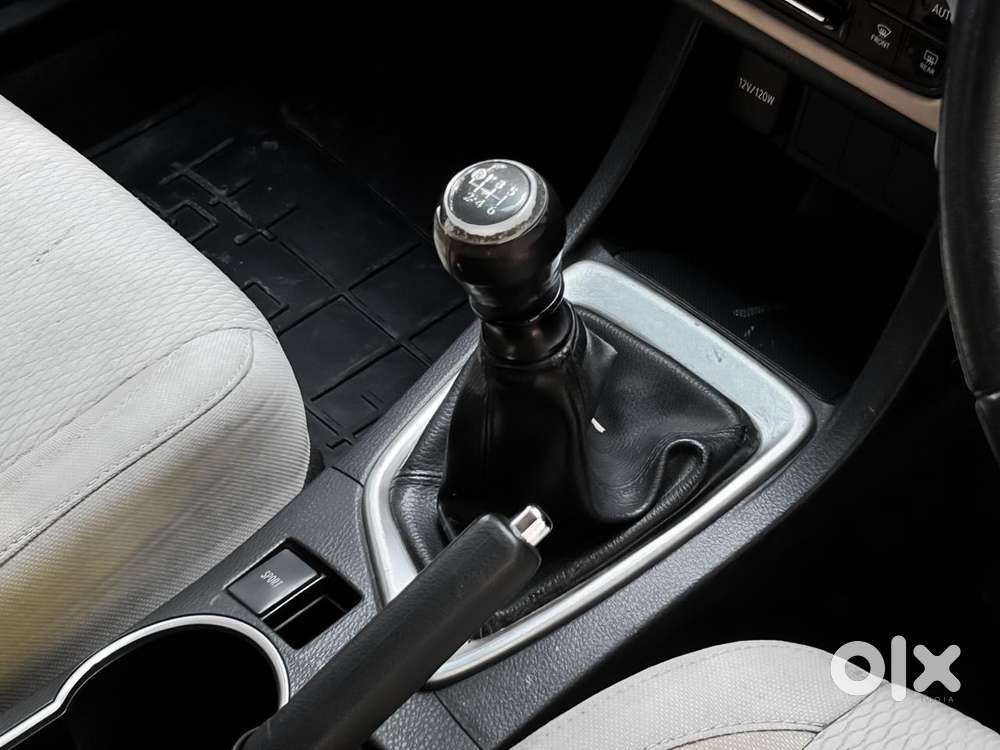 Toyota Corolla Altis 1.8 G, 2019, Petrol