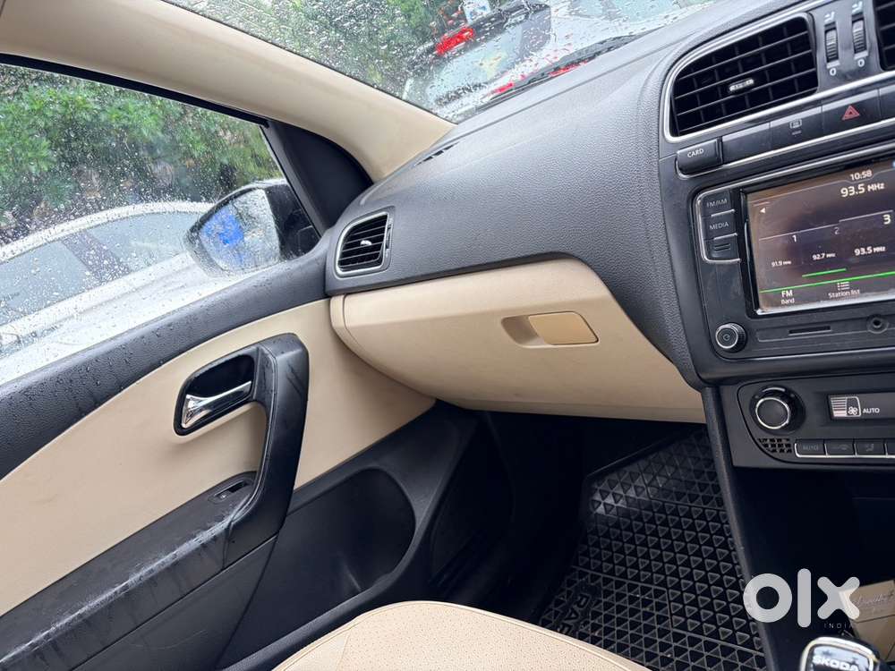 Skoda Rapid Elegance 2017