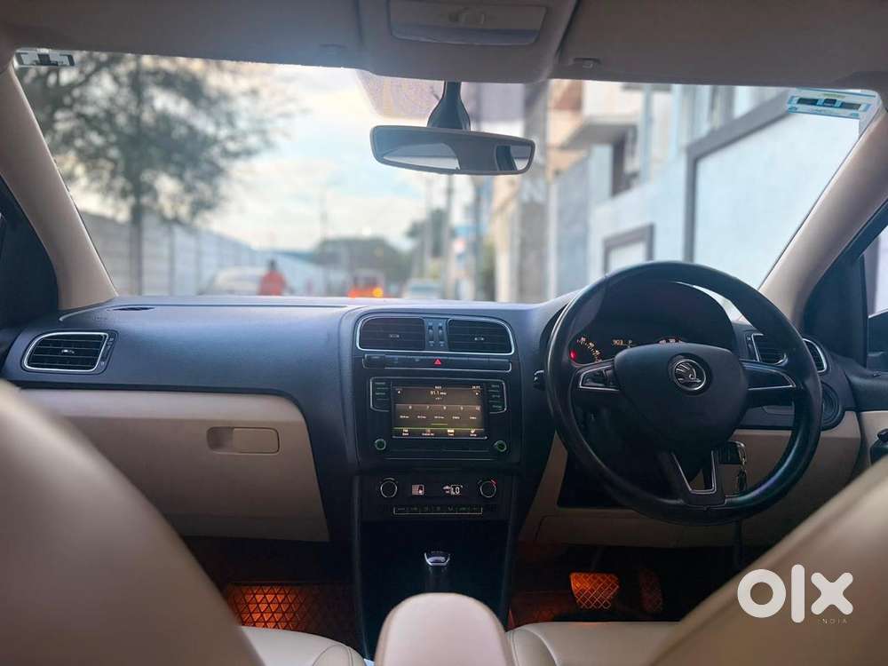 Skoda Rapid 1.0 Style At, 2017, Diesel