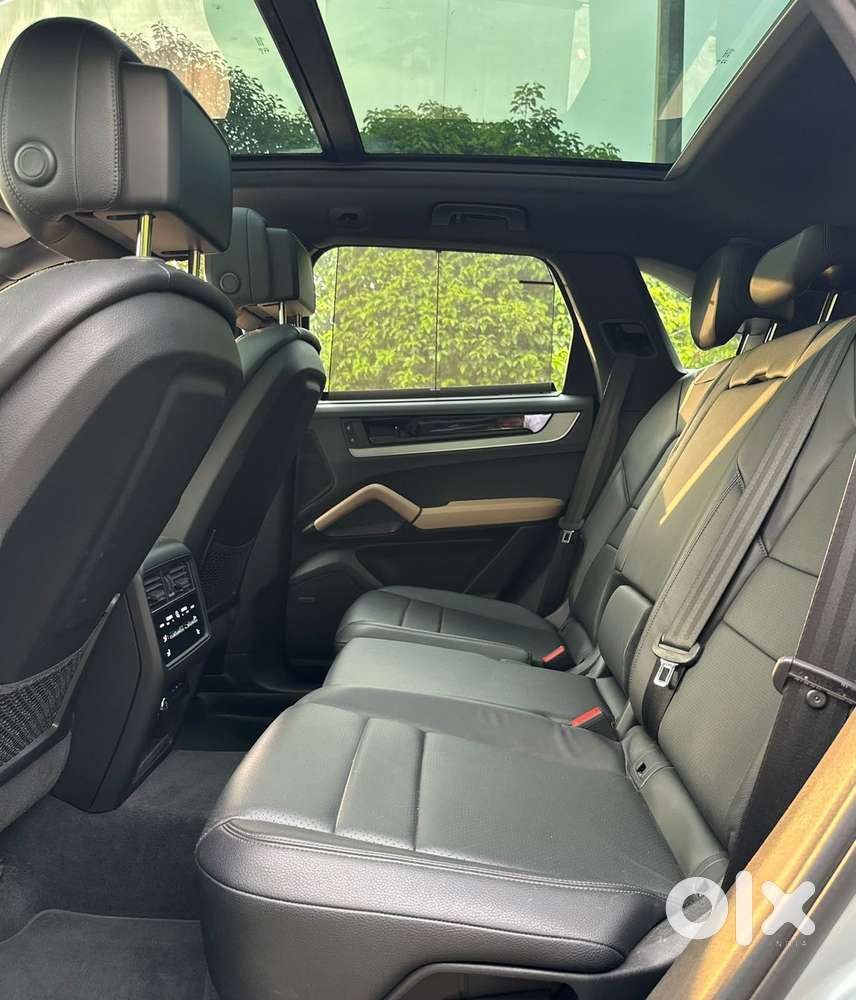 Porsche Cayenne Base, 2025, Petrol