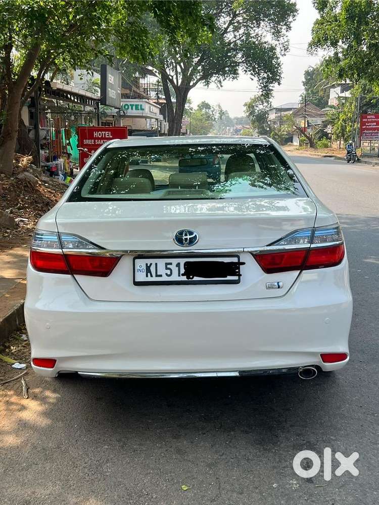 Toyota Camry 2015 Petrol Well Maintained