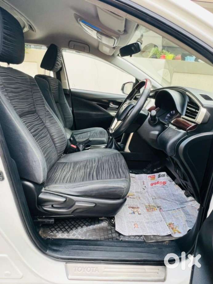 Toyota Innova Crysta 2.4 V 7 Str, 2016, Diesel
