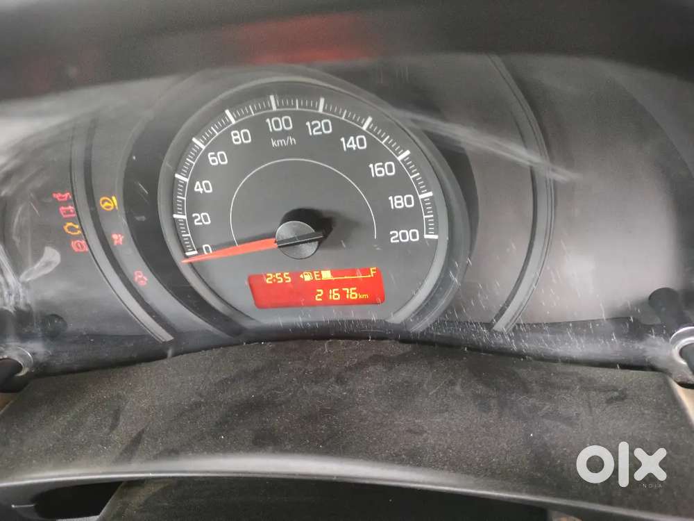 Maruti Suzuki Swift Lxi 2021