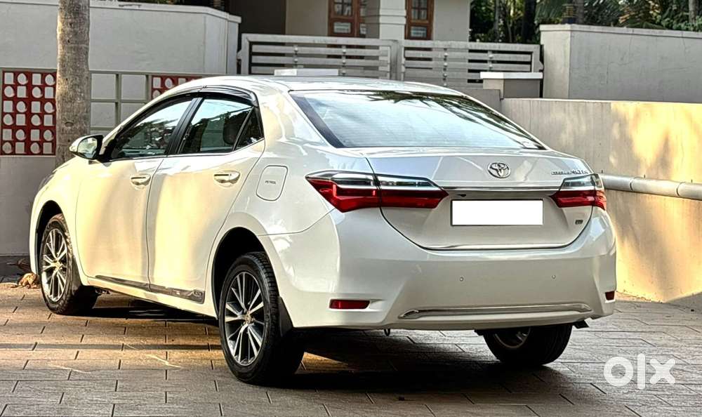 Toyota Corolla Altis 1.8 Gl, 2017, Petrol