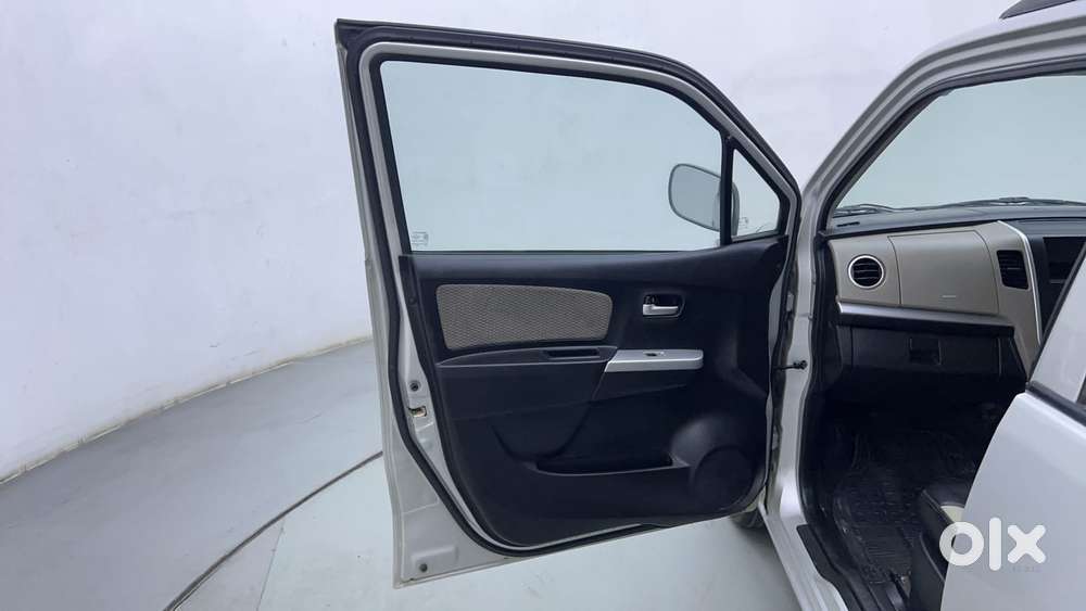 Maruti Suzuki Wagon R Lxi 1.0, 2016, Petrol