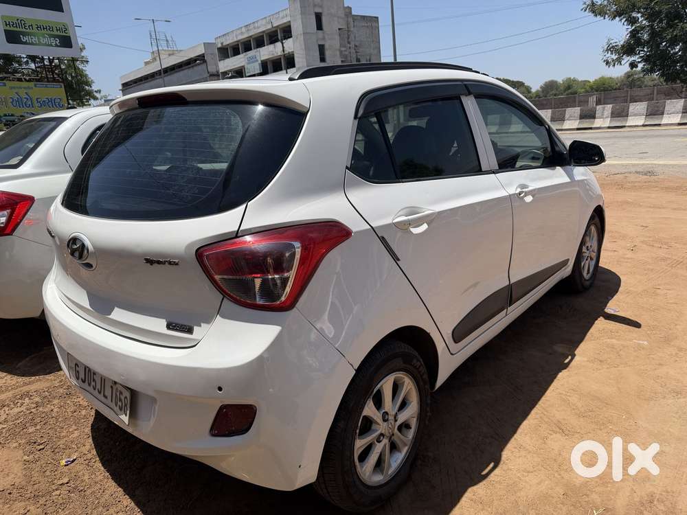 Hyundai Grand I10 2013-2016 Crdi Sportz, 2015, Diesel