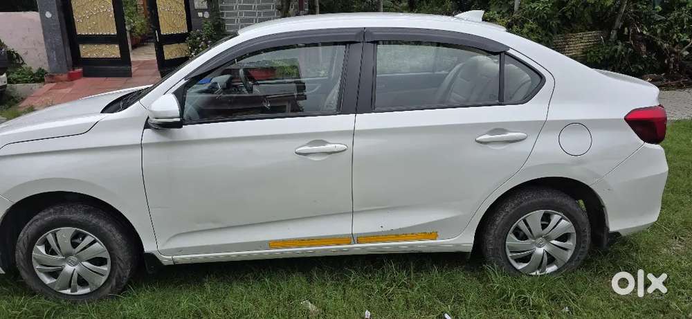 Honda Amaze 1.2 2023 , Taxi  ,tax &insurance Valid Upto 2027