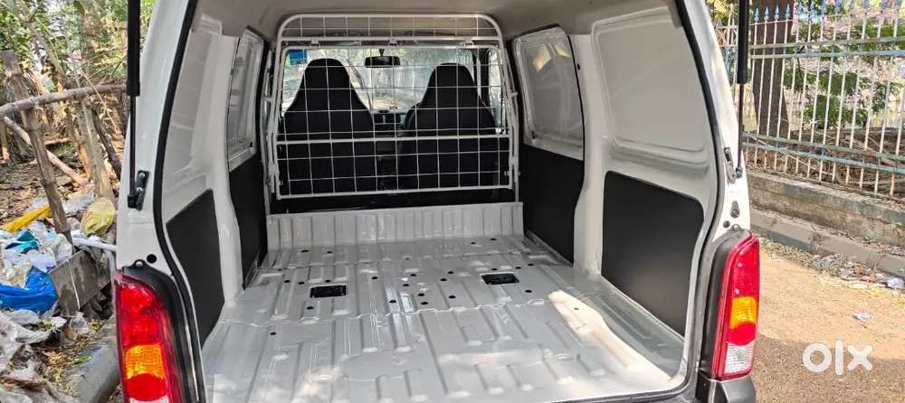 Maruti Suzuki Eeco 2023 Petrol 800 Km Driven