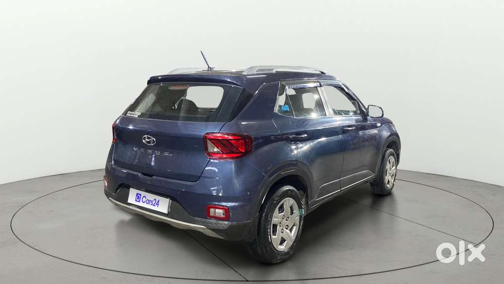 Hyundai Venue S, 2022, Petrol