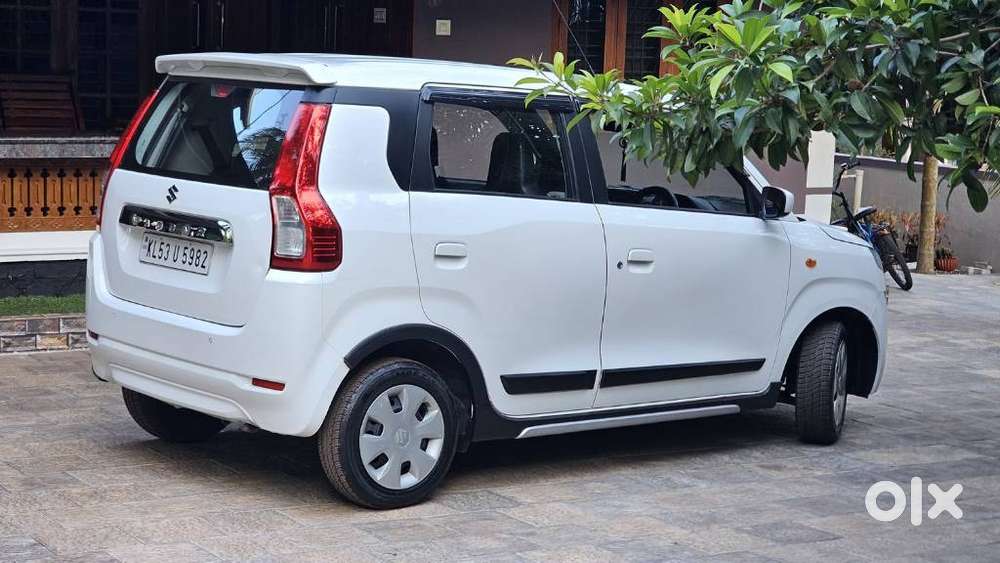 Maruti Suzuki Wagon R Zxi, 2023, Petrol