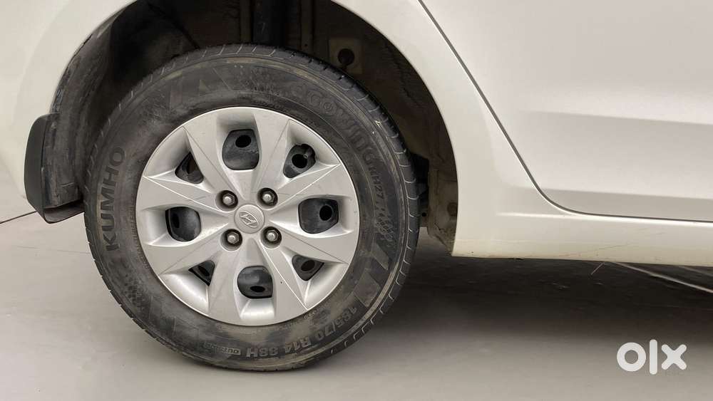 Hyundai Elite I20 1.2magna Executive At, 2018, Petrol