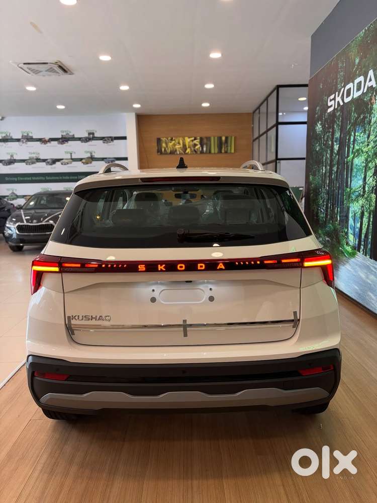 Skoda Kushaq 1.0 Tsi Style At (6 Airbags), 2026, Petrol