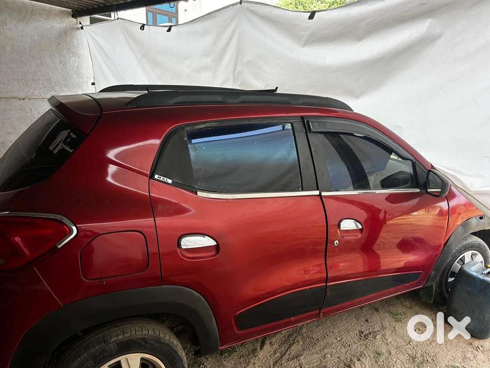 Renault Model Petrol 2016