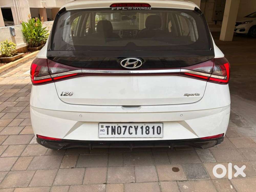 Hyundai I20 Sportz 1.2 Ivt - 2021 Model Year