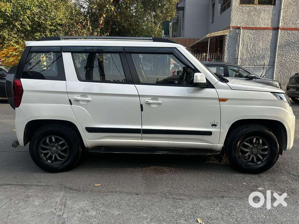 Mahindra Tuv 300 T10 Opt, 2018, Diesel