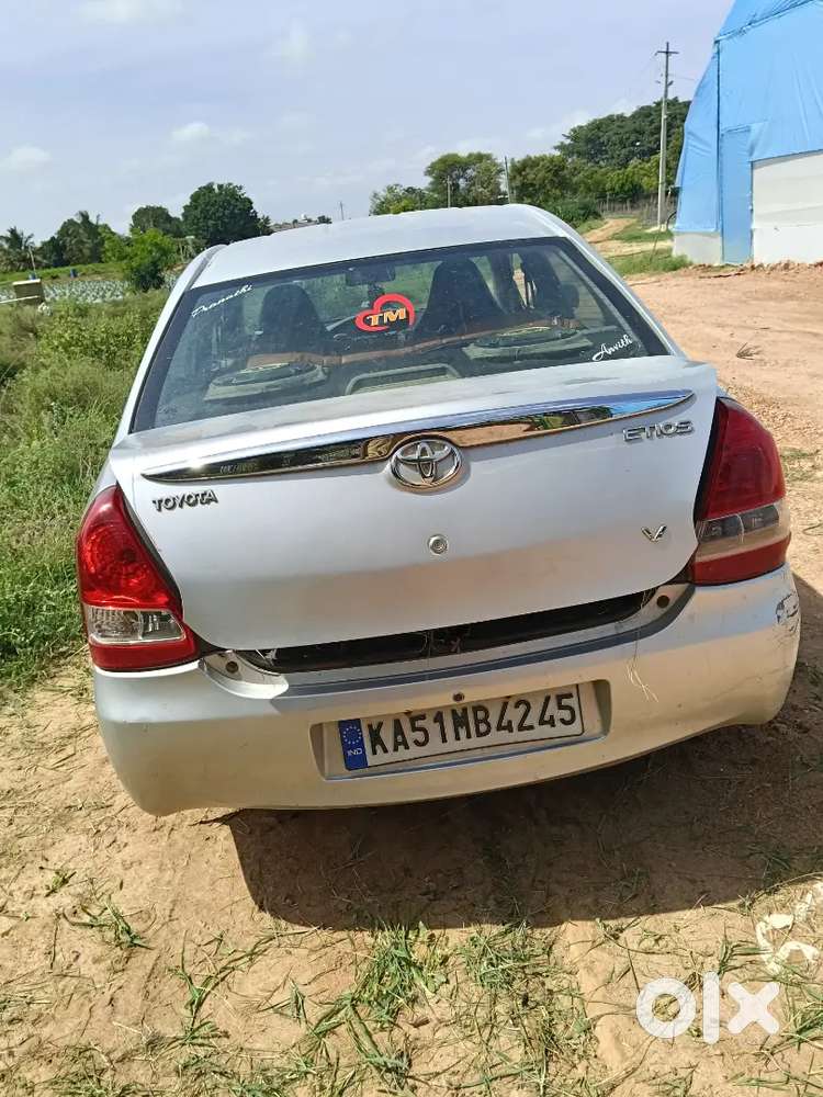 Toyota Etios Cross 2021