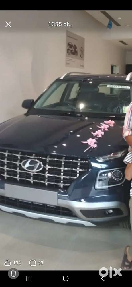 Hyundai Venue 2019 Petrol 17200 Km Driven