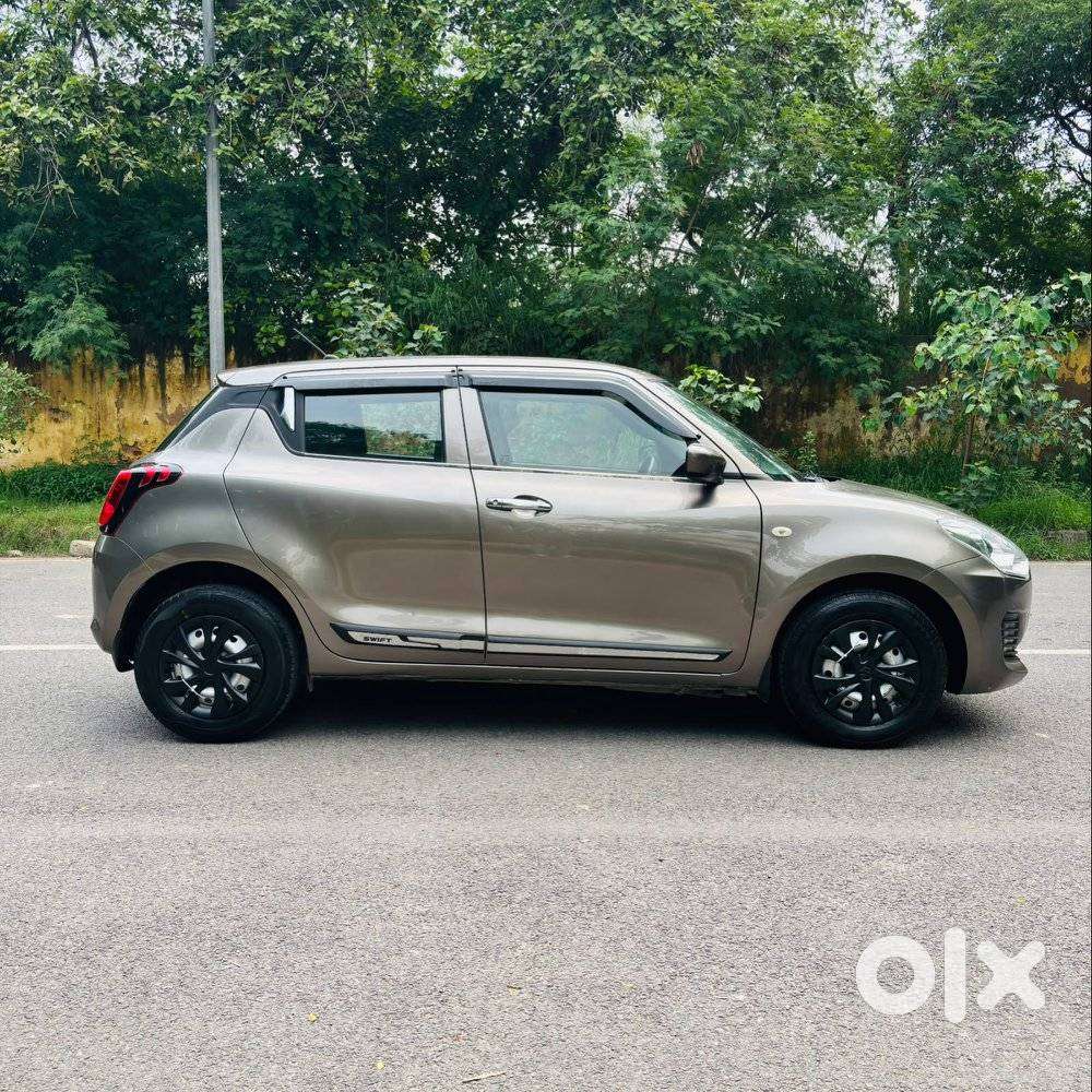 Maruti Suzuki Swift Lxi Optional-o, 2022, Petrol