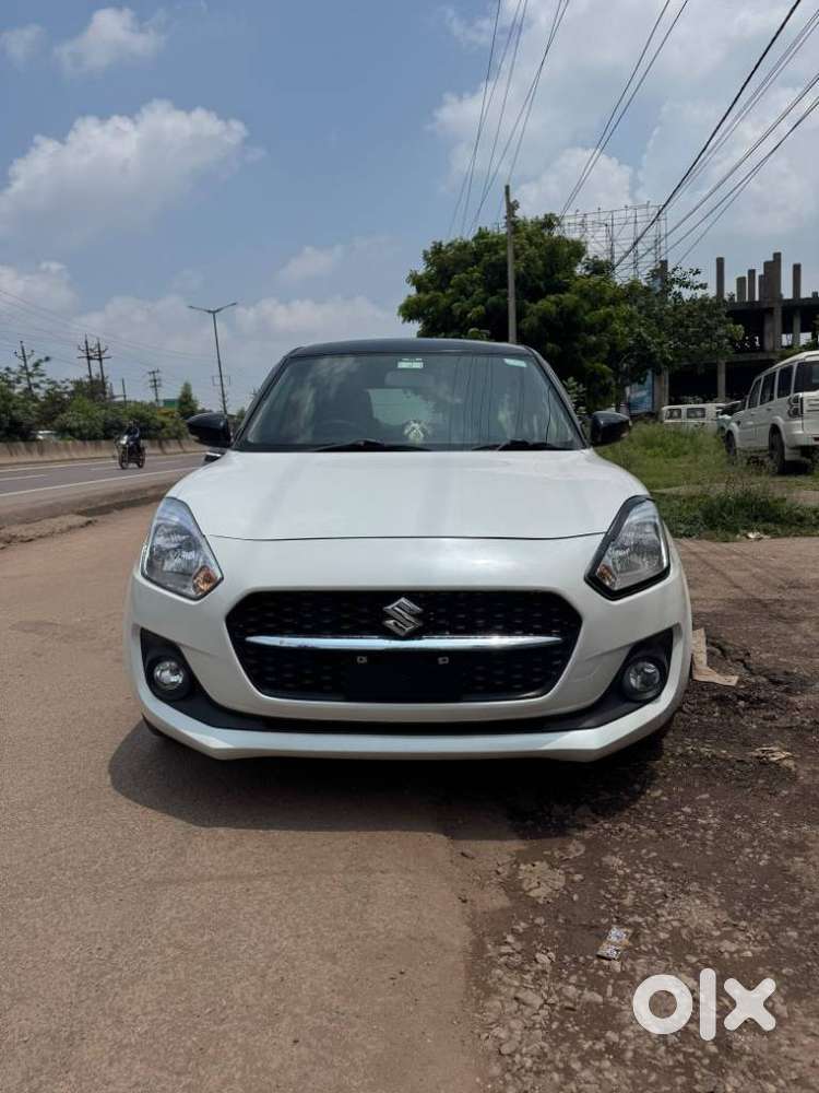 Maruti Suzuki Swift Vxi + Manual, 2022