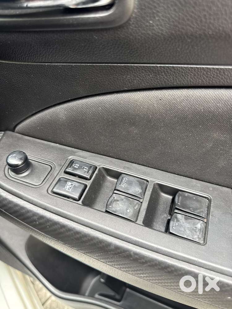 Maruti Suzuki Swift Vvt Vxi, 2021, Petrol