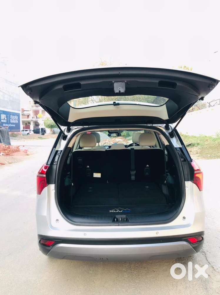 Mahindra Xuv700 2.2 Ax 7 Diesel At Str, 2021, Diesel