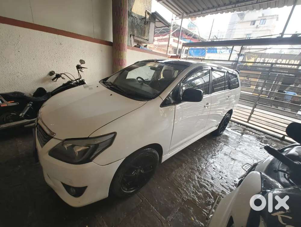 Toyota Innova 2.5 Diesel 2012