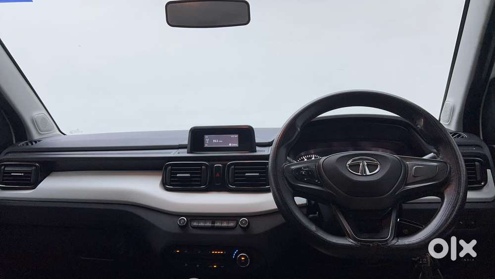 Tata Punch Pure, 2022, Petrol