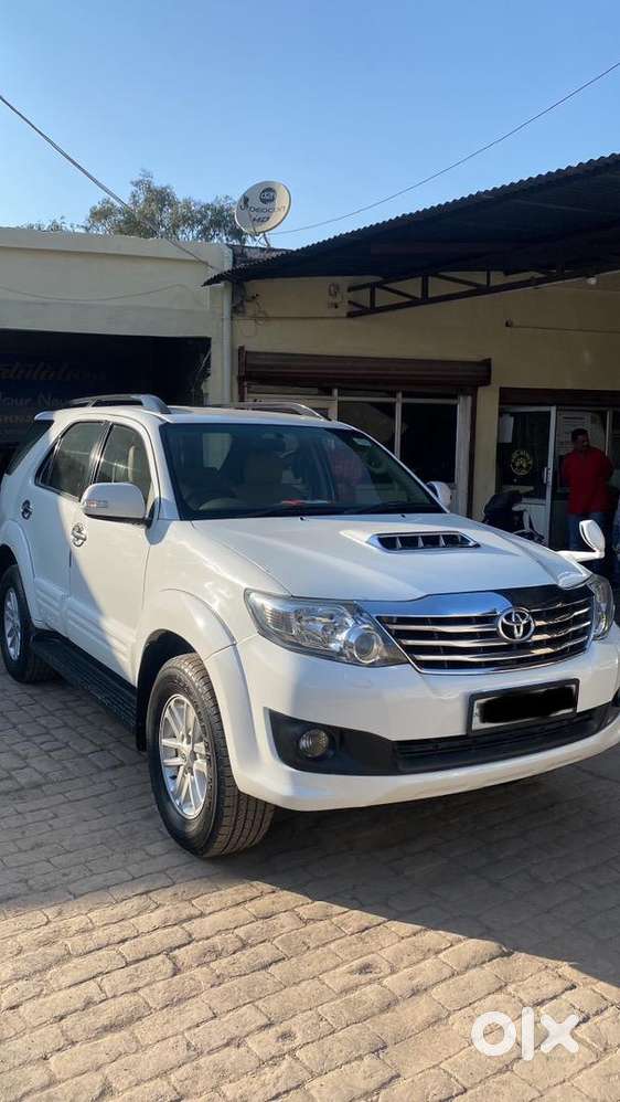 Toyota Fortuner 2012 Diesel Well Maintained