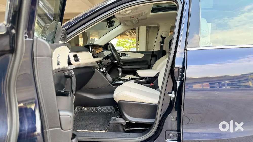 Mahindra Xuv700 Ax7 L Top Diesel Automatic
