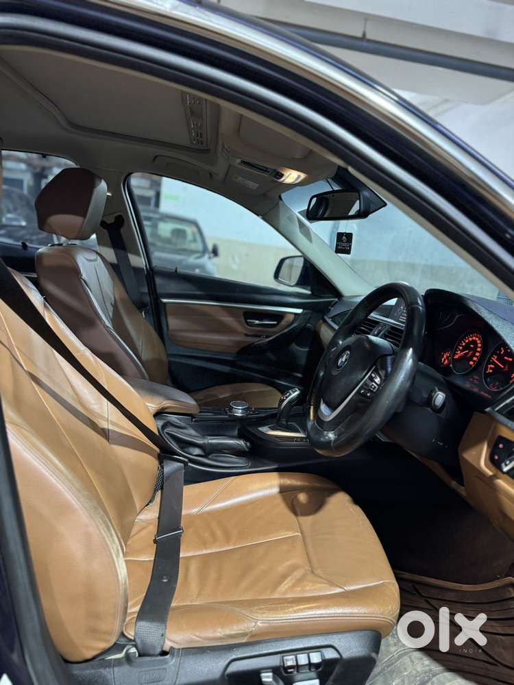 Bmw 3 Series 2.0 320i Luxury Line, 2017, Petrol