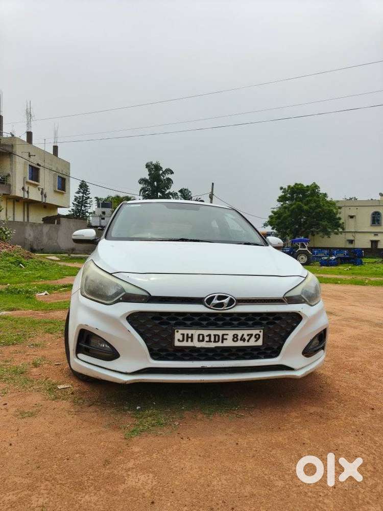 Hyundai I20 Sportz 1.2 Bs-iv, 2018, Petrol