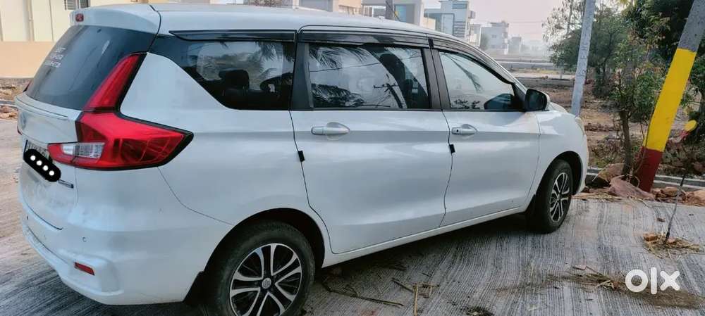 Maruti Suzuki Ertiga Vxi 2025