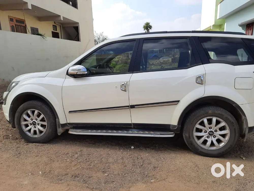 Mahindra Xuv500 2016 Diesel 106000 Km Driven