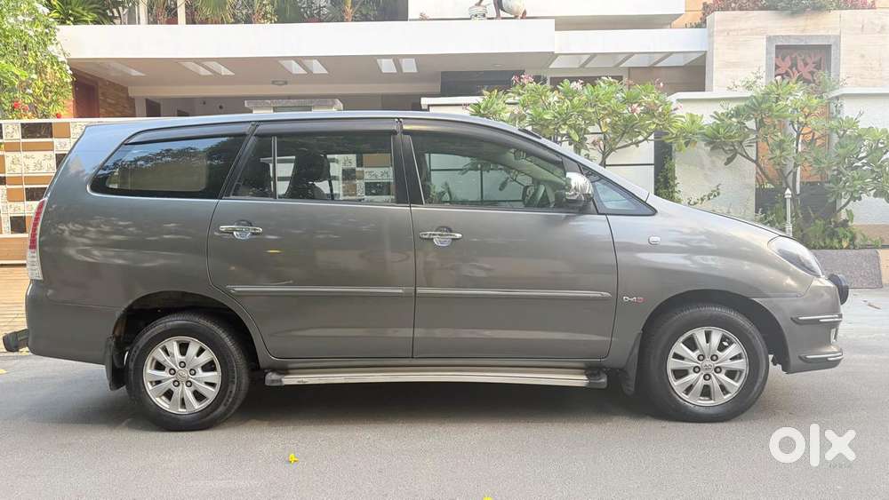 Toyota Innova 2.5 Ev Cs 7 Str Bsiv, 2011, Diesel