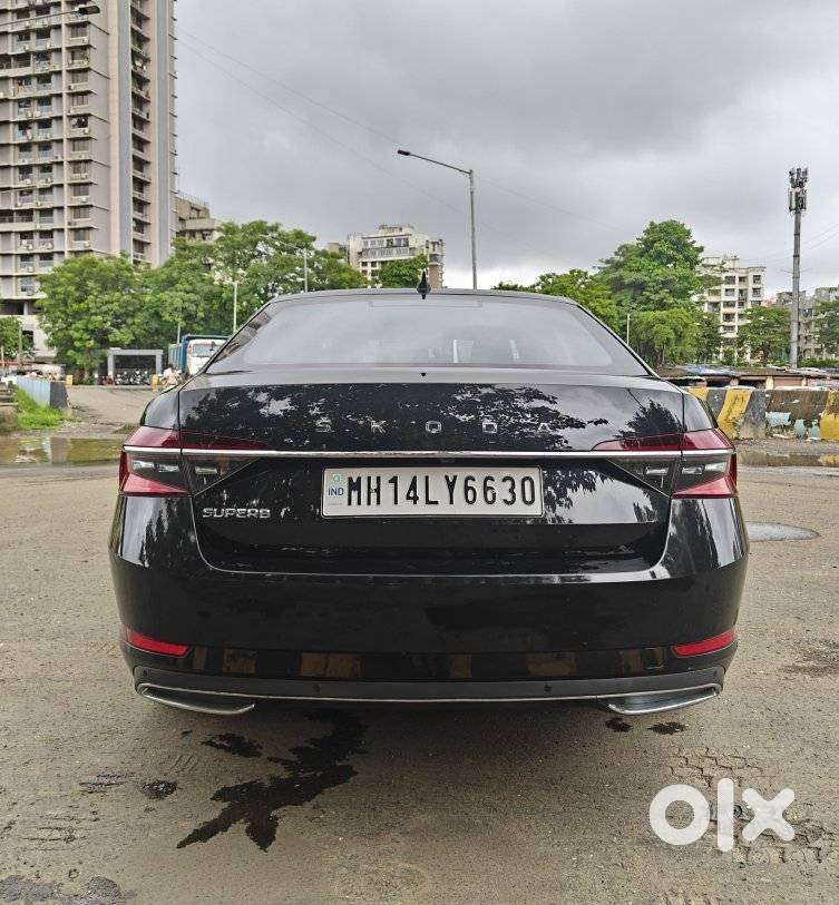 Skoda Superb 2.0 L&k Tsi At, 2024, Petrol