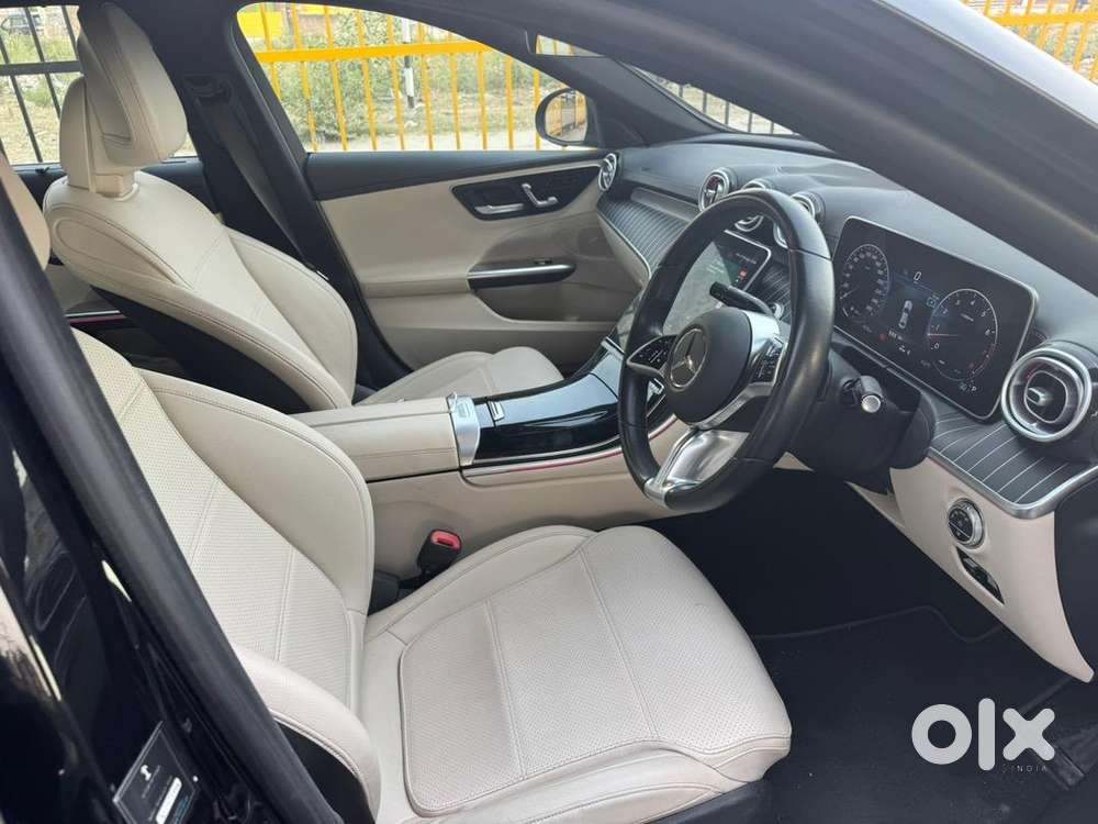 Mercedes-benz C-class 2024 (black)