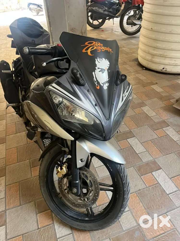 Yamaha R15 2015 model