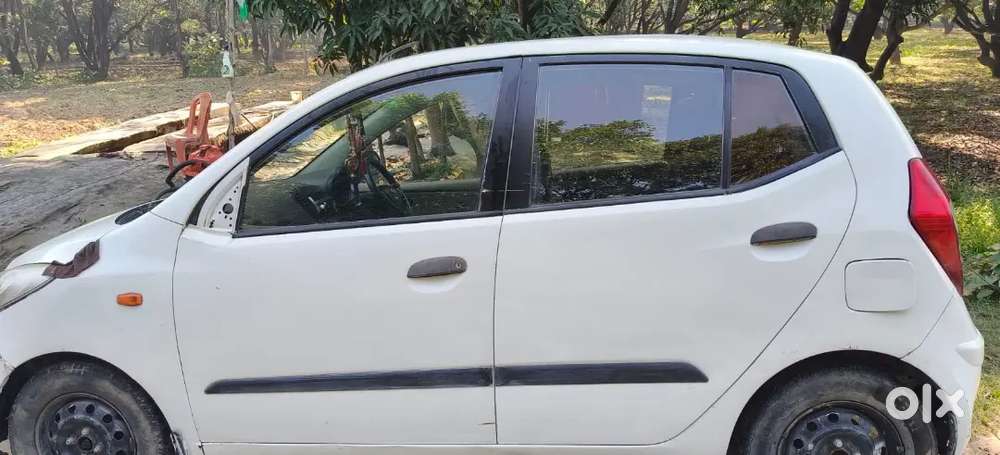 Hyundai I10 Sportz 2012