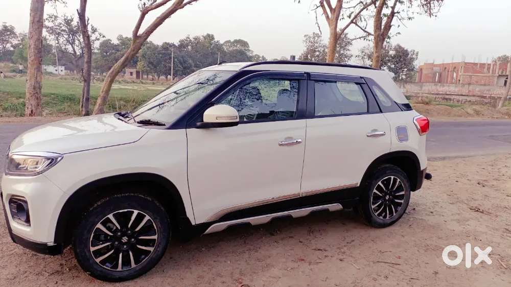 2nd Owner Maruti Brezza 2022  Push Batan Start