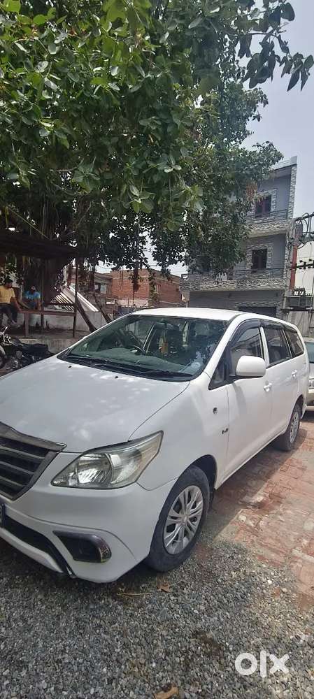Toyota Innova 2.0 G3 2013