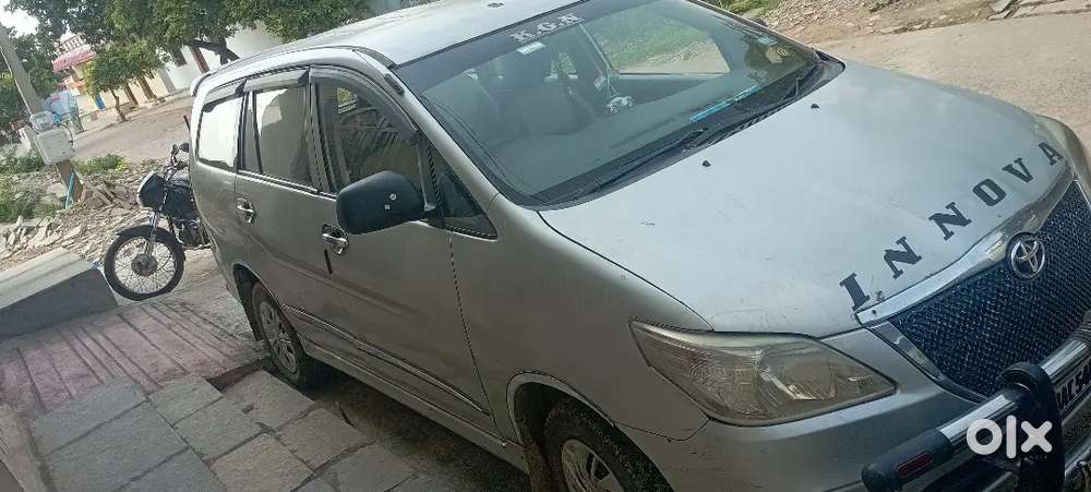 Toyota Innova 2006 Diesel Well Maintained