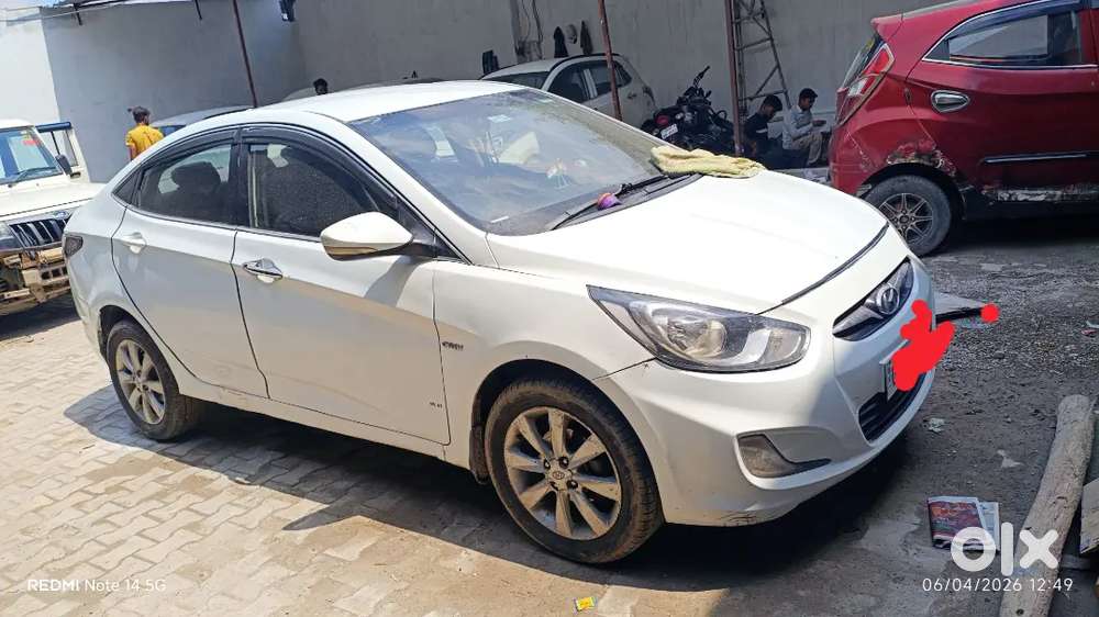 Hyundai Verna Crdi 2012